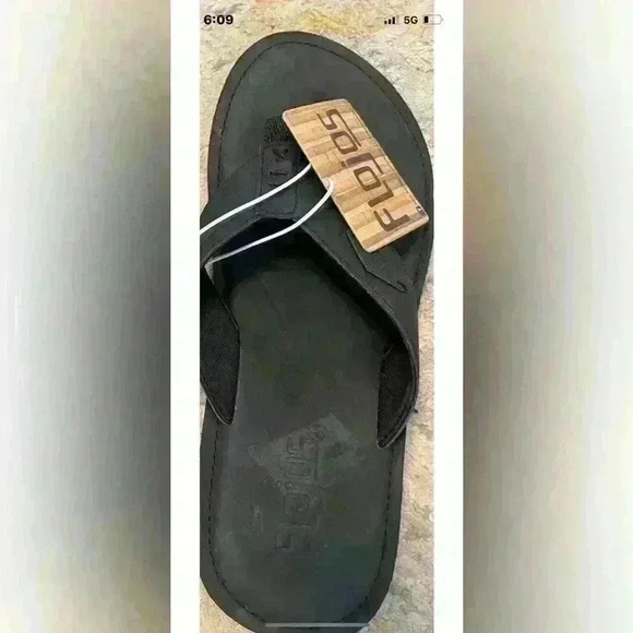 Flojos NWT Bayou Faux Leather Patch Logo Strap Black Sandals Men’s Size 8 New - Picture 3 of 5